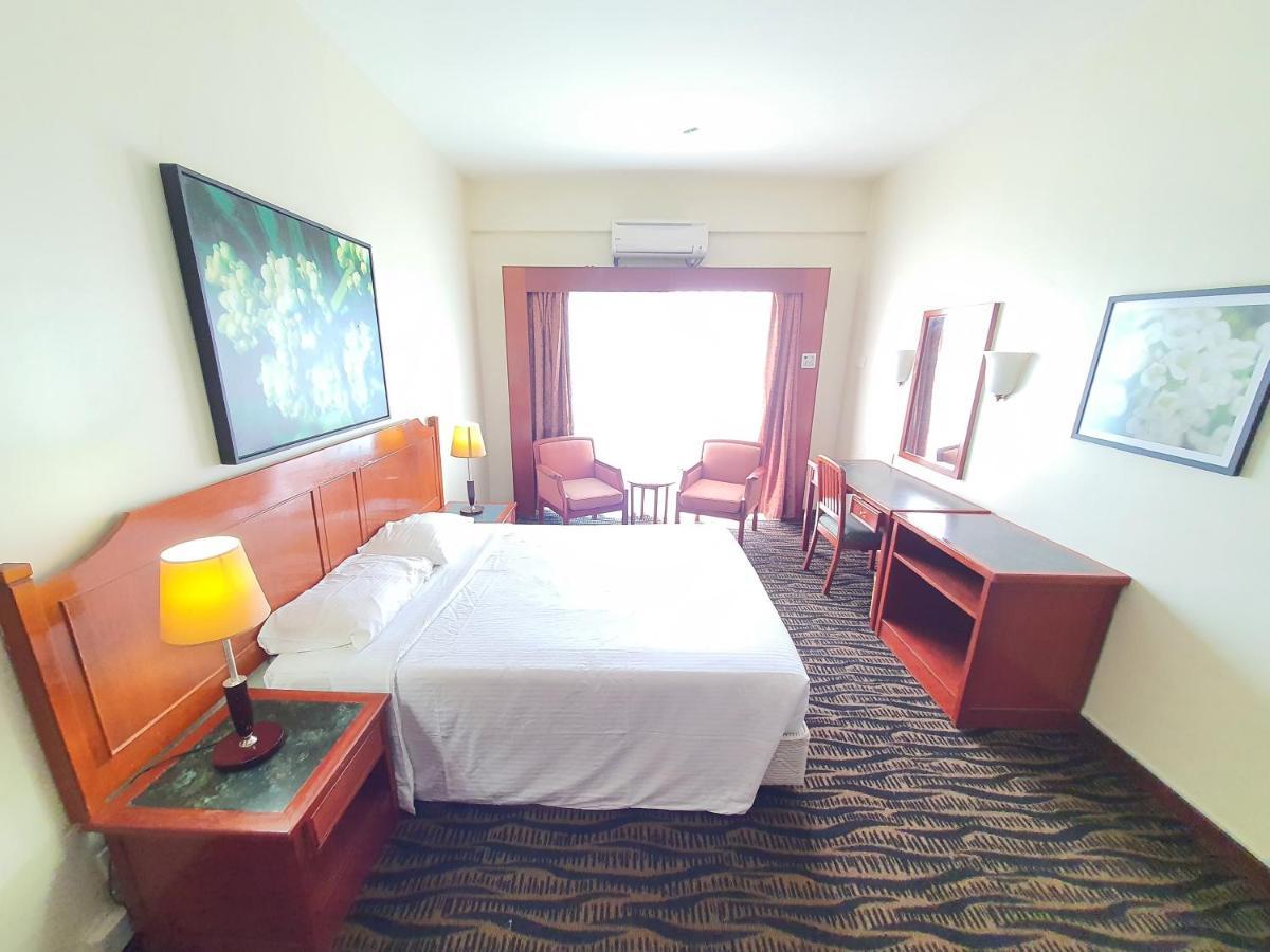 Seaview Deluxe Studio Couples Room S Tanjung Bungah (Penang) Buitenkant foto