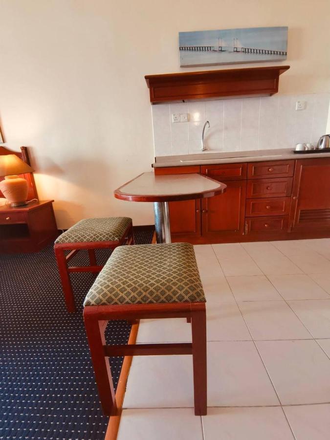 Seaview Deluxe Studio Couples Room S Tanjung Bungah (Penang) Buitenkant foto