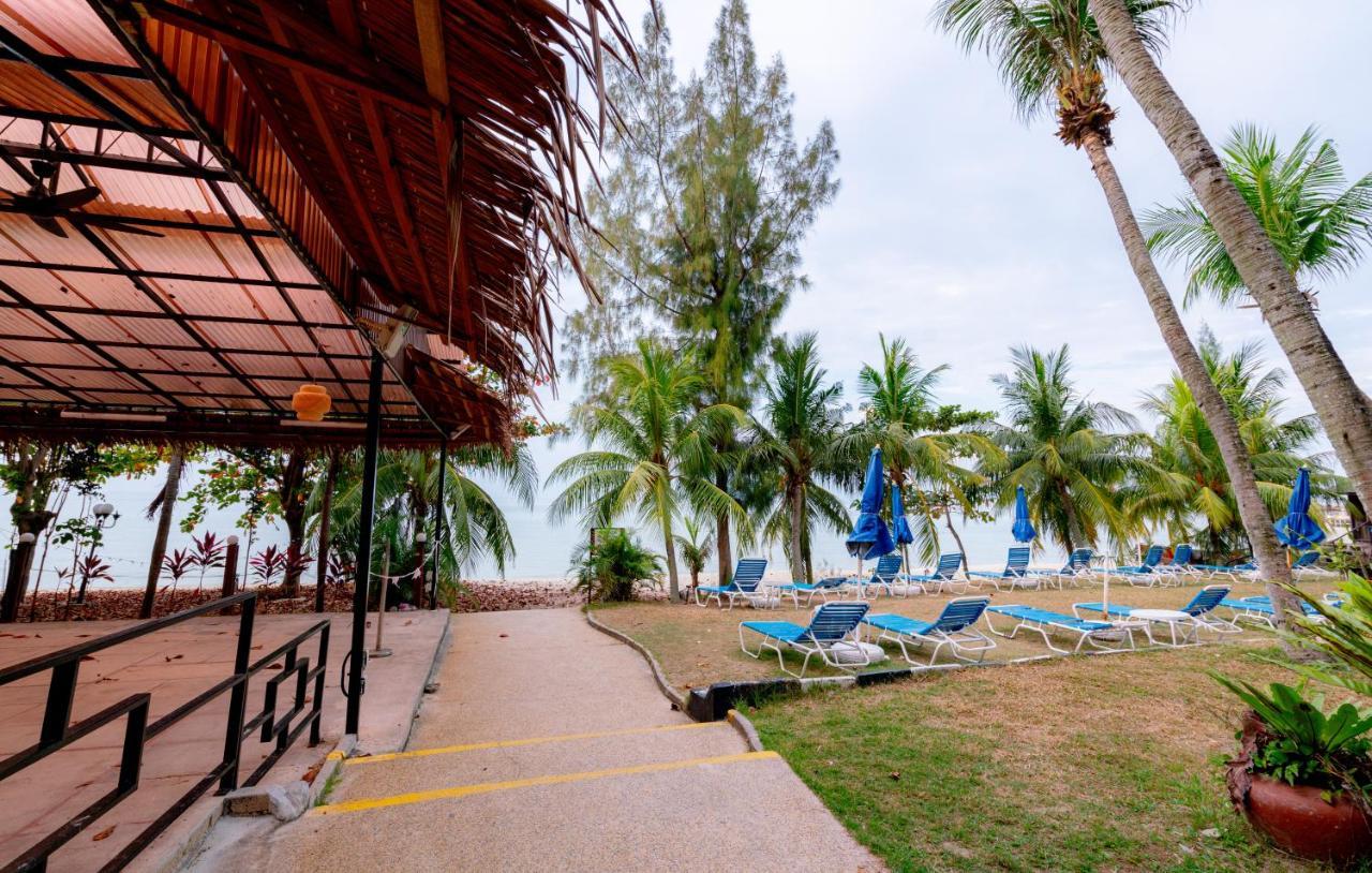 Seaview Deluxe Studio Couples Room S Tanjung Bungah (Penang) Buitenkant foto